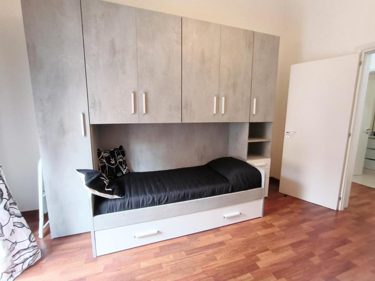 Re Federico II Apartment Катания Екстериор снимка