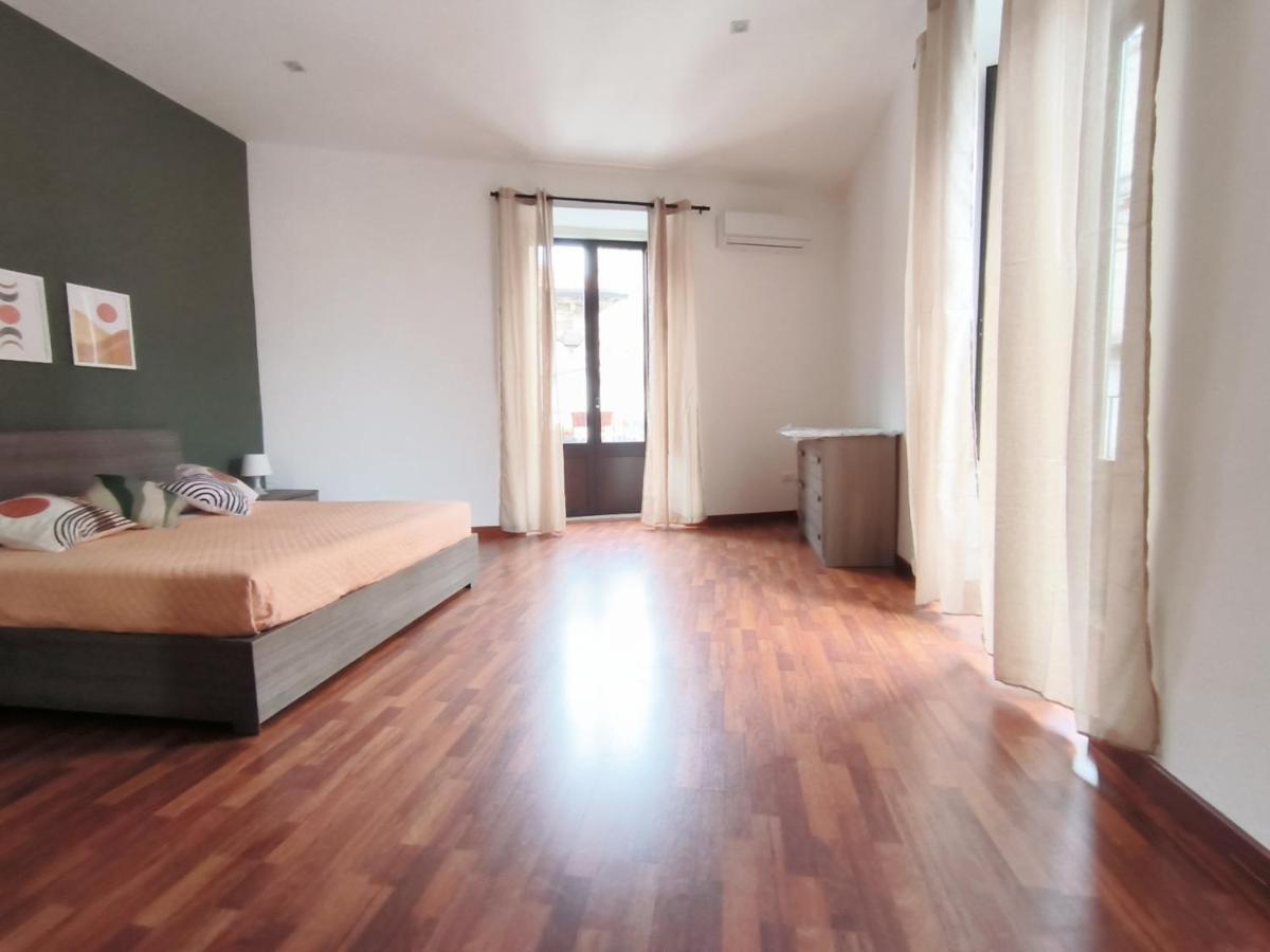 Re Federico II Apartment Катания Екстериор снимка