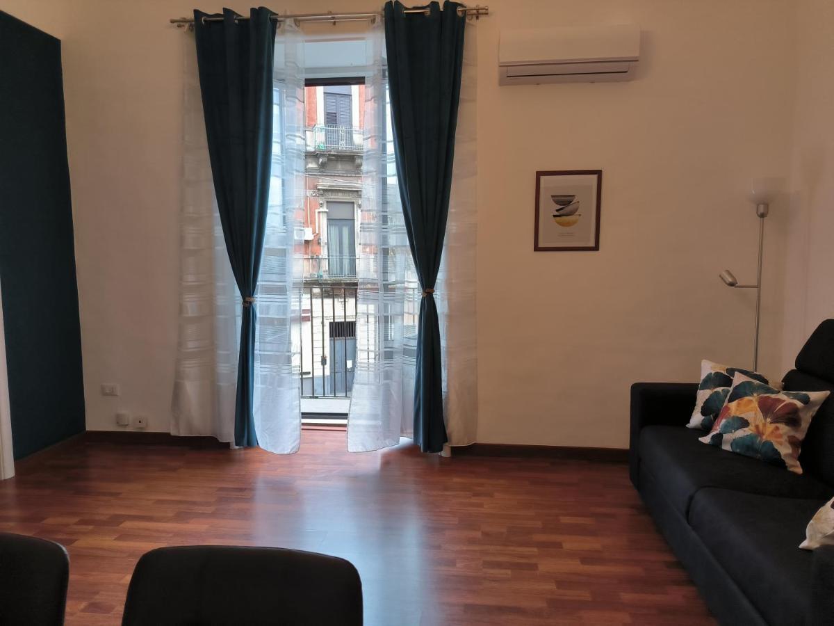 Re Federico II Apartment Катания Екстериор снимка